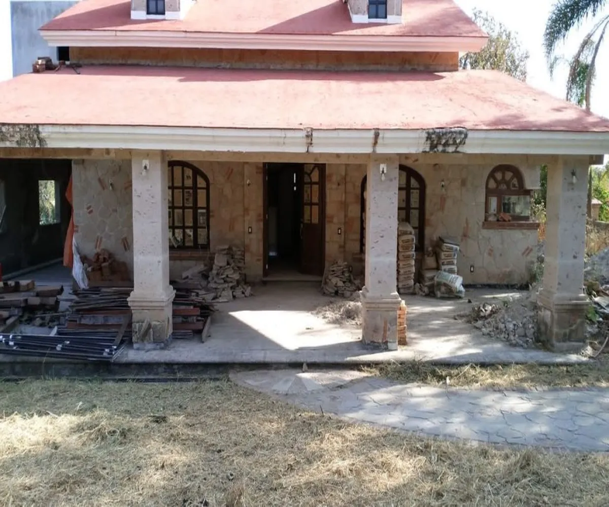 Casa En Venta,Hacienda la Herradura,Paseo de los pinos S/N, Zapopan, Jalisco 45226, 4 Habitaciones,3 Baños,Paseo de los pinos,1,p3pnBTN