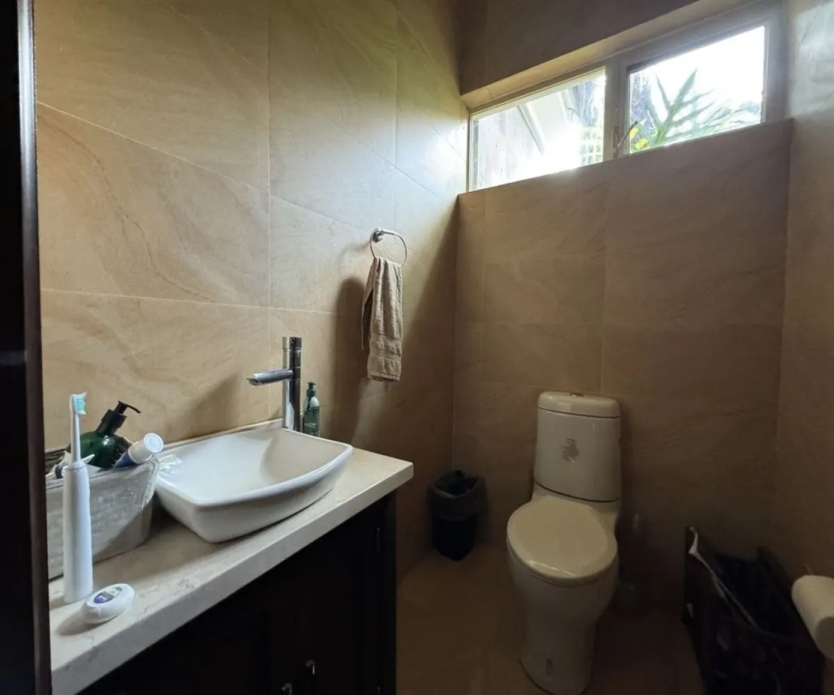 Casa En Venta,Puerta de Hierro,Blvd Puerta De Hierro 6568, Zapopan, Jalisco 45116, 4 Habitaciones,4 Baños,Blvd Puerta De Hierro,2,p52ONcr