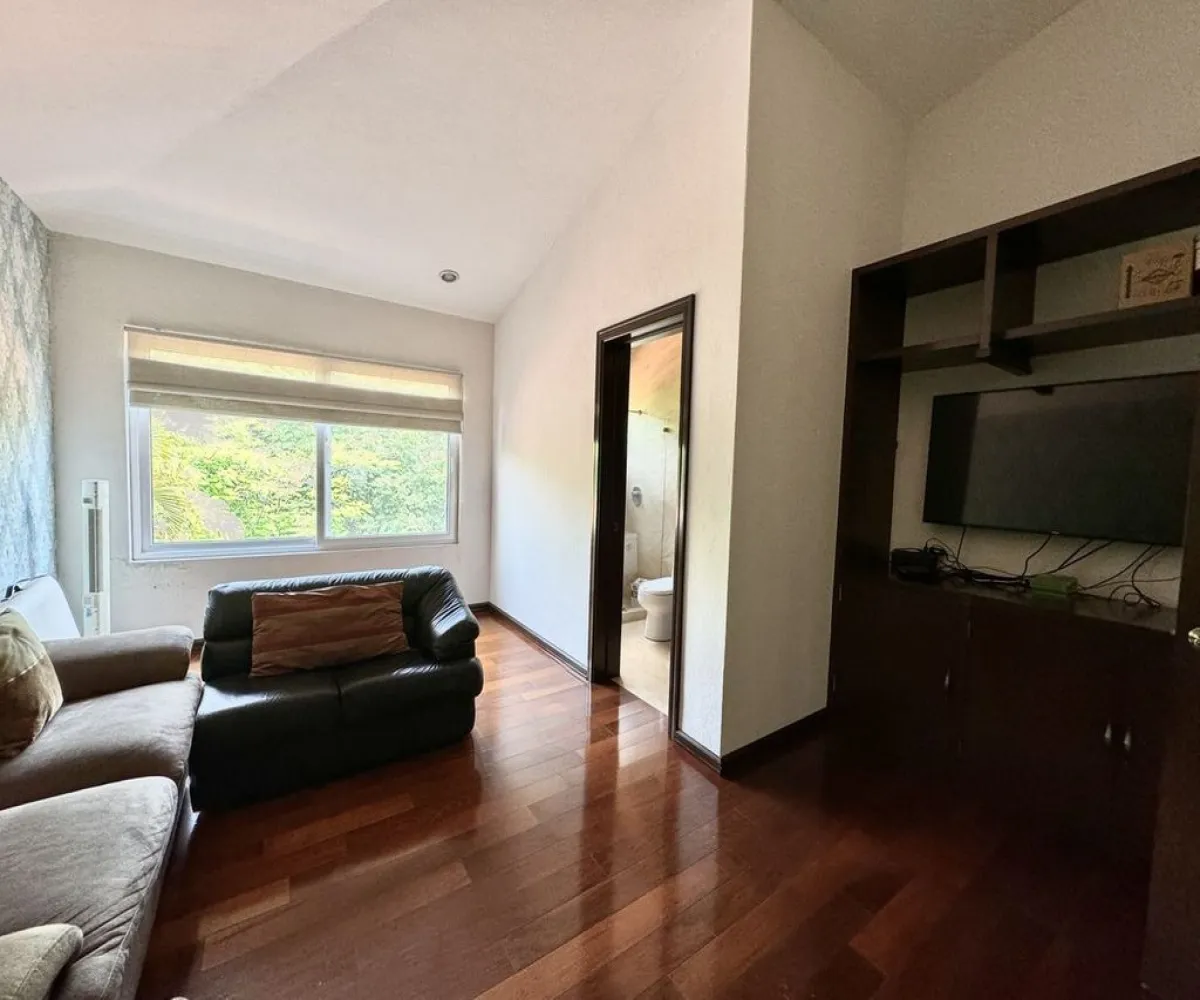 Casa En Venta,Puerta de Hierro,Blvd Puerta De Hierro 6568, Zapopan, Jalisco 45116, 4 Habitaciones,4 Baños,Blvd Puerta De Hierro,2,p52ONcr