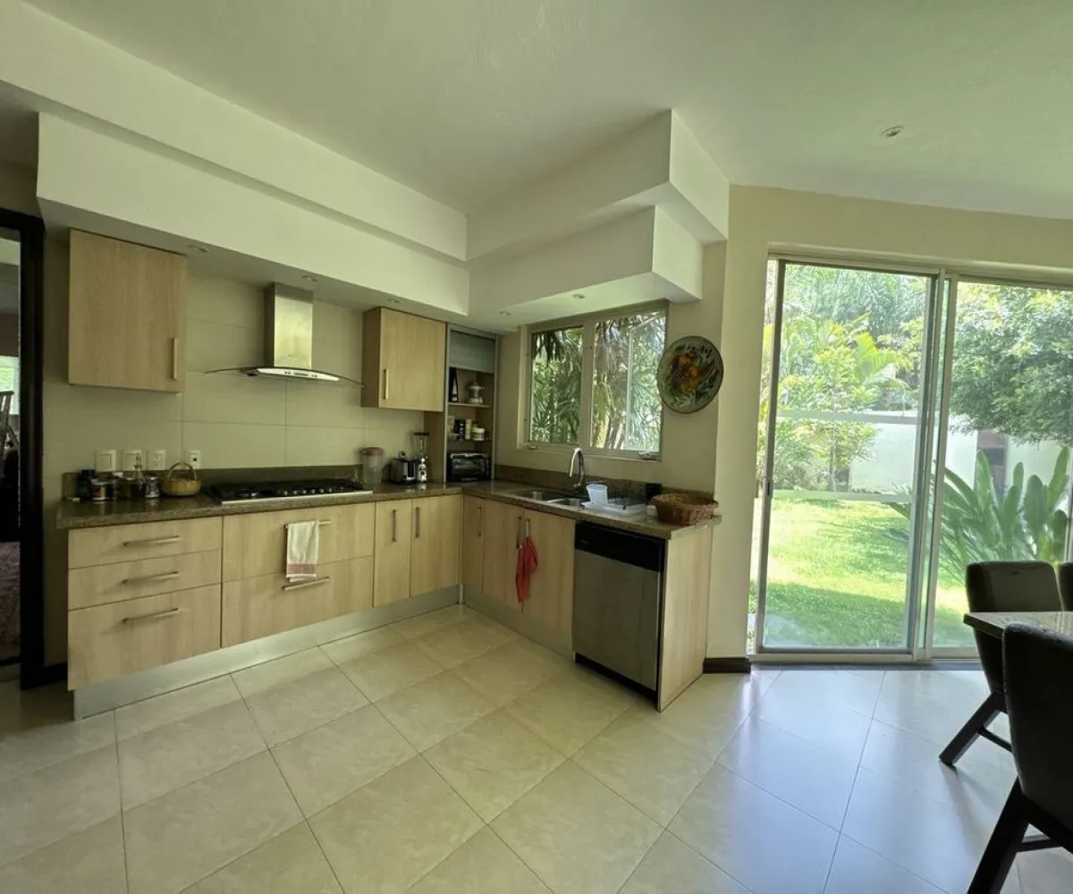 Casa En Venta,Puerta de Hierro,Blvd Puerta De Hierro 6568, Zapopan, Jalisco 45116, 4 Habitaciones,4 Baños,Blvd Puerta De Hierro,2,p52ONcr