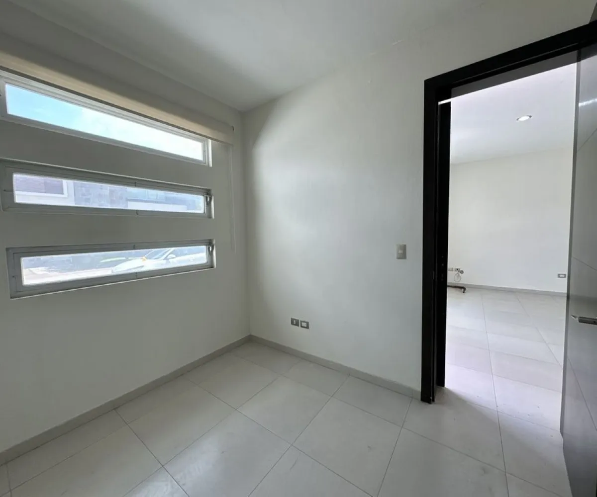 Casa En Venta,Solares Residencial,Paseo de la Estrella 1177, Zapopan, Jalisco 45134, 4 Habitaciones,4 Baños,Paseo de la Estrella,2,pIC62nM