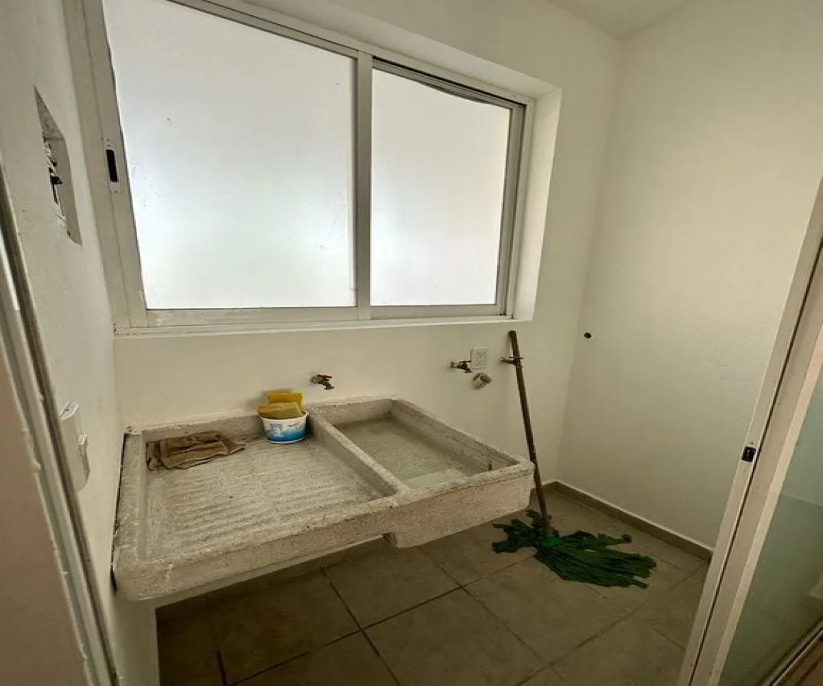 Casa En Venta,Colonia San Gonzalo,C Manzano 7362, Zapopan, Jalisco 45134, 3 Habitaciones,2 Baños,C Manzano,2,pu7vw3e