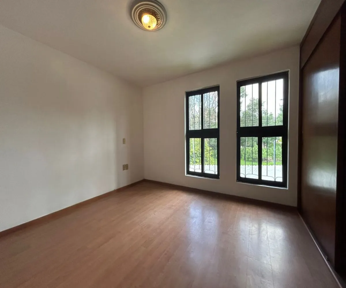 Casa En Renta,Real Vallarta,Avenida Miguel Angel 118, Zapopan, Jalisco 45020, 3 Habitaciones,2 Baños,Avenida Miguel Angel,1,pk11pyh