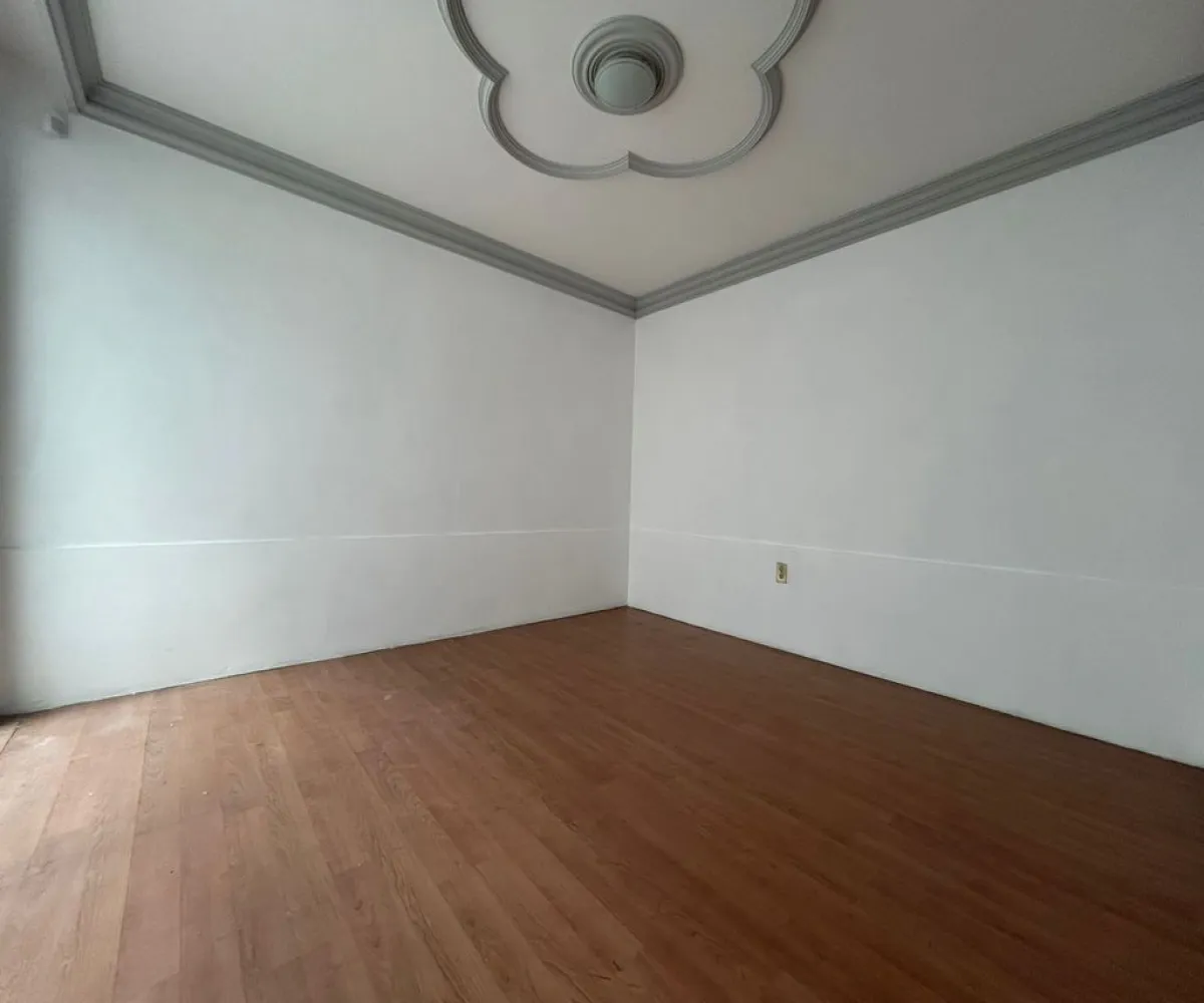 Casa En Renta,Real Vallarta,Avenida Miguel Angel 118, Zapopan, Jalisco 45020, 3 Habitaciones,2 Baños,Avenida Miguel Angel,1,pk11pyh