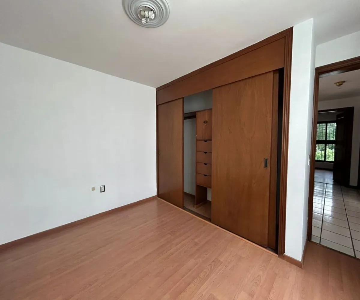 Casa En Renta,Real Vallarta,Avenida Miguel Angel 118, Zapopan, Jalisco 45020, 3 Habitaciones,2 Baños,Avenida Miguel Angel,1,pk11pyh