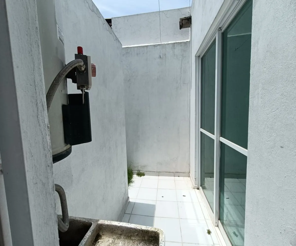 Casa En Venta,Lago Real,Calle Camino A Copalita 52 286, Zapopan, Jalisco 45200, 3 Habitaciones,3 Baños,Calle Camino A Copalita,1,pS0WSg8