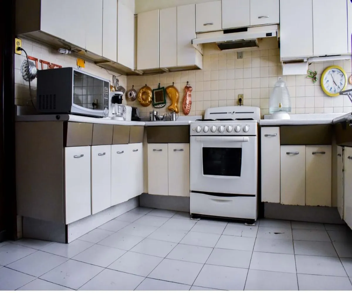 Casa En Venta,Zapopan,Calle Anáhuac 297, Zapopan, Jalisco 45050, 4 Habitaciones,3 Baños,Calle Anáhuac,2,p6KetjL