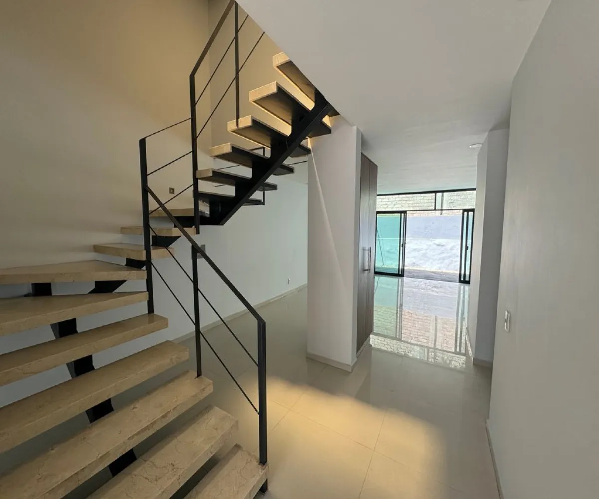 Casa En Renta,FRACIONAMIENTO PUNTO SUR 1,Alameda Punto Sur 6027, Tlajomulco de Zúñiga, Jalisco 45645, 3 Habitaciones,4 Baños,Alameda Punto Sur,3,pbde5iV