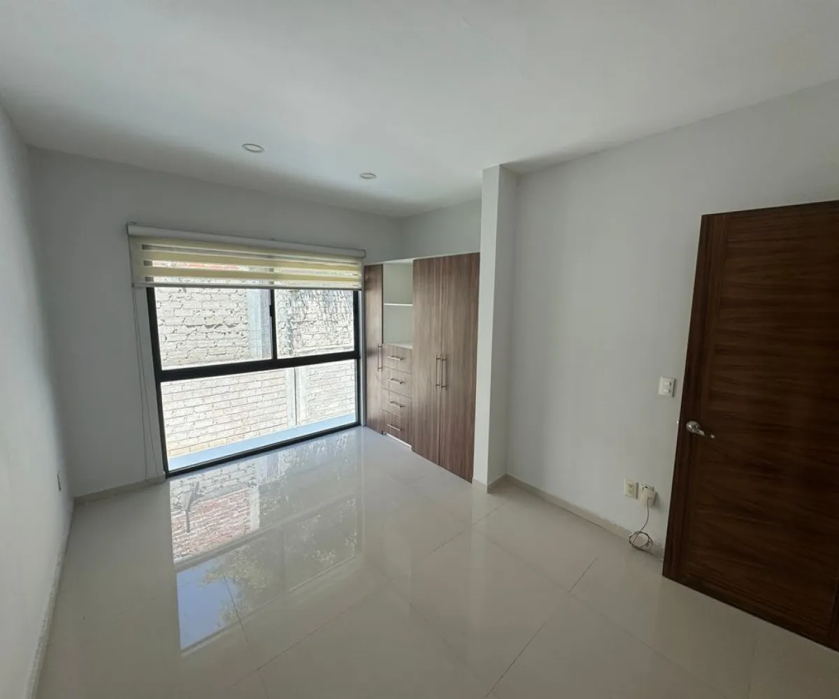 Casa En Renta,FRACIONAMIENTO PUNTO SUR 1,Alameda Punto Sur 6027, Tlajomulco de Zúñiga, Jalisco 45645, 3 Habitaciones,4 Baños,Alameda Punto Sur,3,pbde5iV