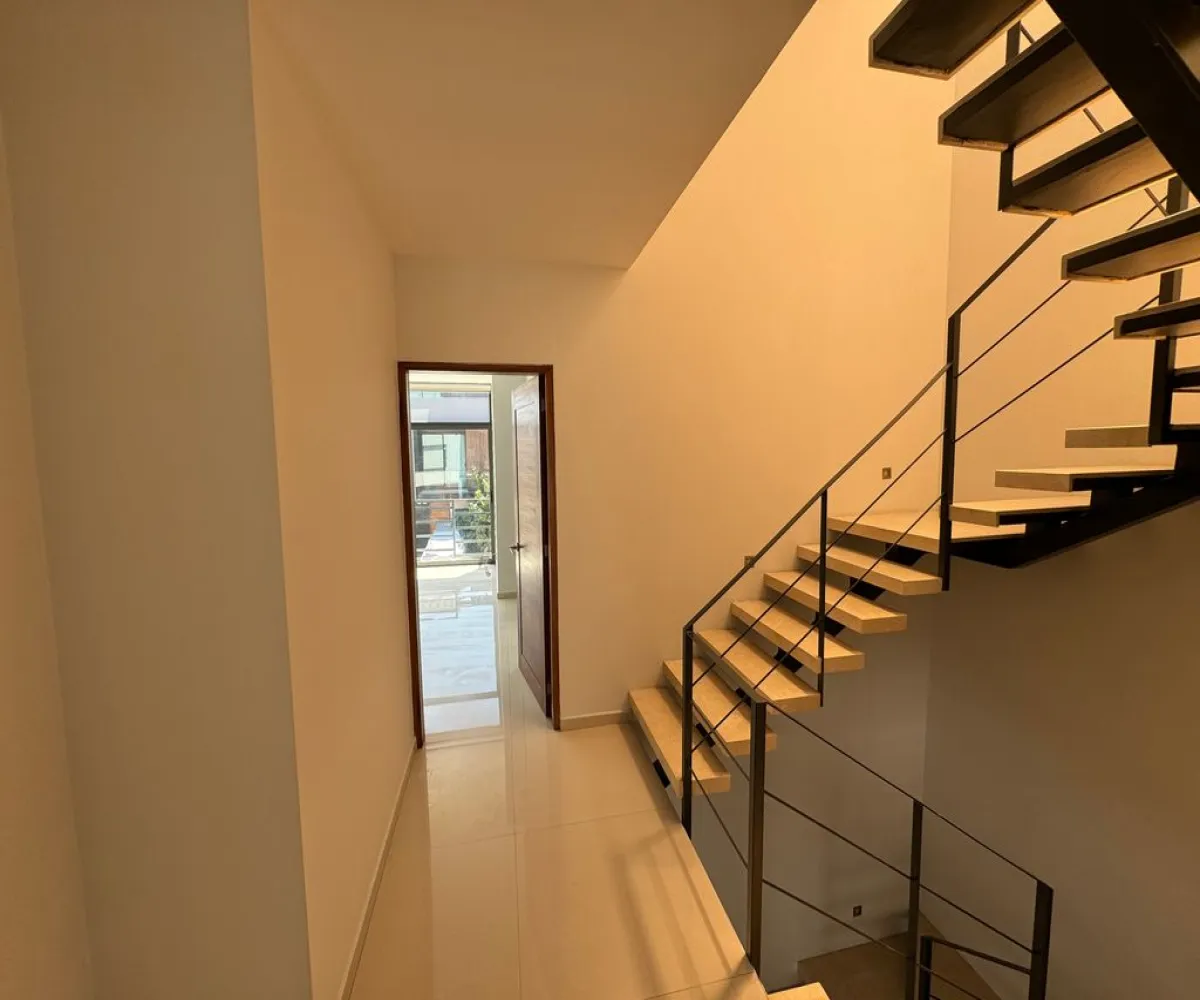 Casa En Renta,FRACIONAMIENTO PUNTO SUR 1,Alameda Punto Sur 6027, Tlajomulco de Zúñiga, Jalisco 45645, 3 Habitaciones,4 Baños,Alameda Punto Sur,3,pbde5iV