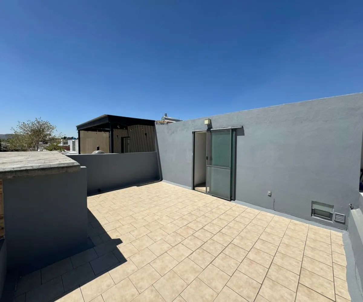 Casa En Renta,FRACIONAMIENTO PUNTO SUR 1,Alameda Punto Sur 6027, Tlajomulco de Zúñiga, Jalisco 45645, 3 Habitaciones,4 Baños,Alameda Punto Sur,3,pbde5iV