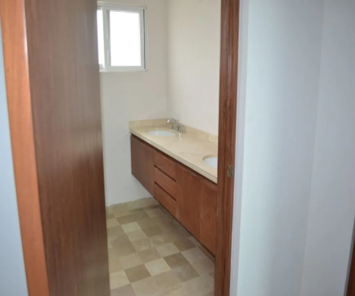 Casa En Venta,Cortijo San Agustin,Paseo del Cortijo 8, Tlajomulco de Zúñiga, Jalisco 45645, 3 Habitaciones,3 Baños,Paseo del Cortijo,2,poNX5x9