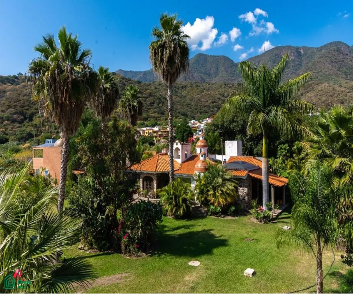 Casa En Venta,Ajijic,carretera chapala jocotepec #1300, Chapala, Jalisco 45820, 3 Habitaciones,3 Baños,carretera chapala jocotepec,MX23545350