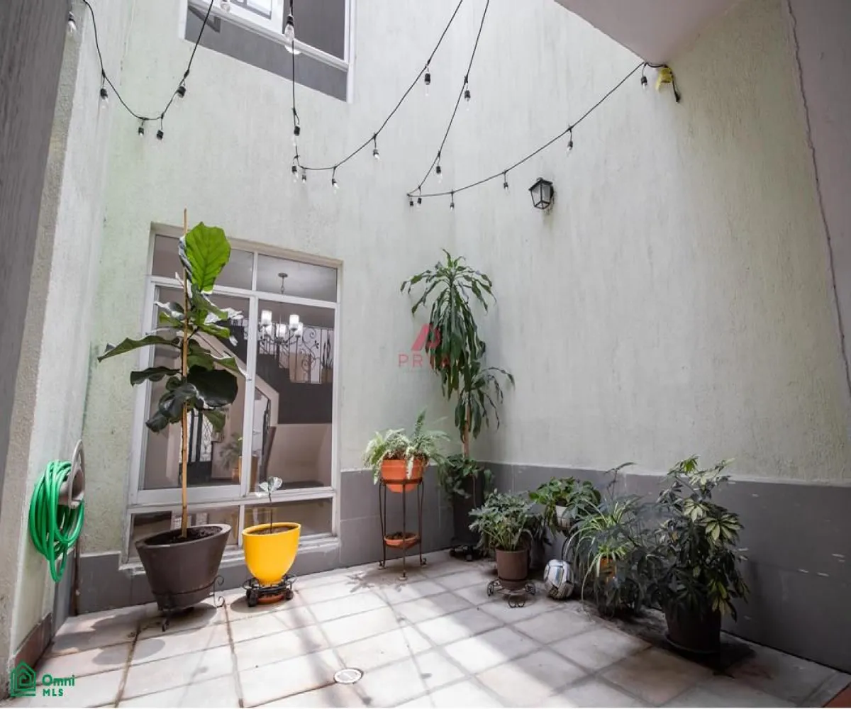 Casa En Venta,Lomas Del Seminario,Federico Chopin 4944, Zapopan, Jalisco 45038, 5 Habitaciones,2 Baños,Federico Chopin,MX24613310