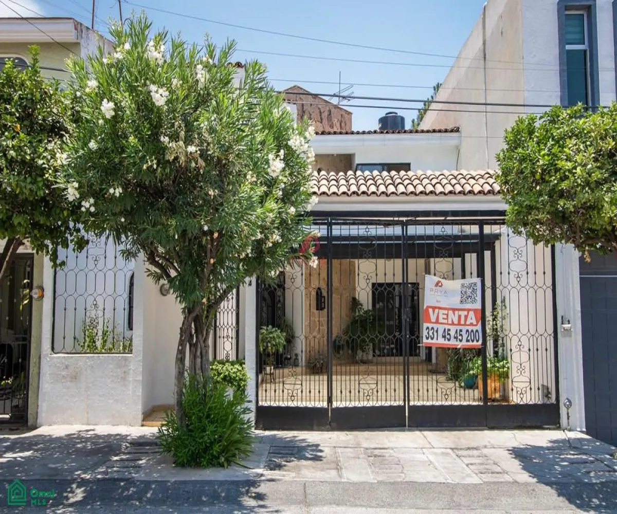 Casa En Venta,Lomas Del Seminario,Federico Chopin 4944, Zapopan, Jalisco 45038, 5 Habitaciones,2 Baños,Federico Chopin,MX24613310