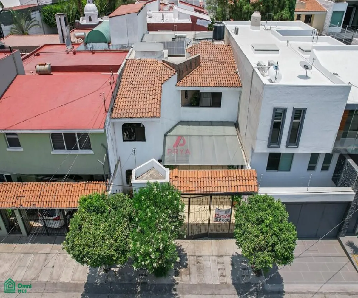 Casa En Venta,Lomas Del Seminario,Federico Chopin 4944, Zapopan, Jalisco 45038, 5 Habitaciones,2 Baños,Federico Chopin,MX24613310