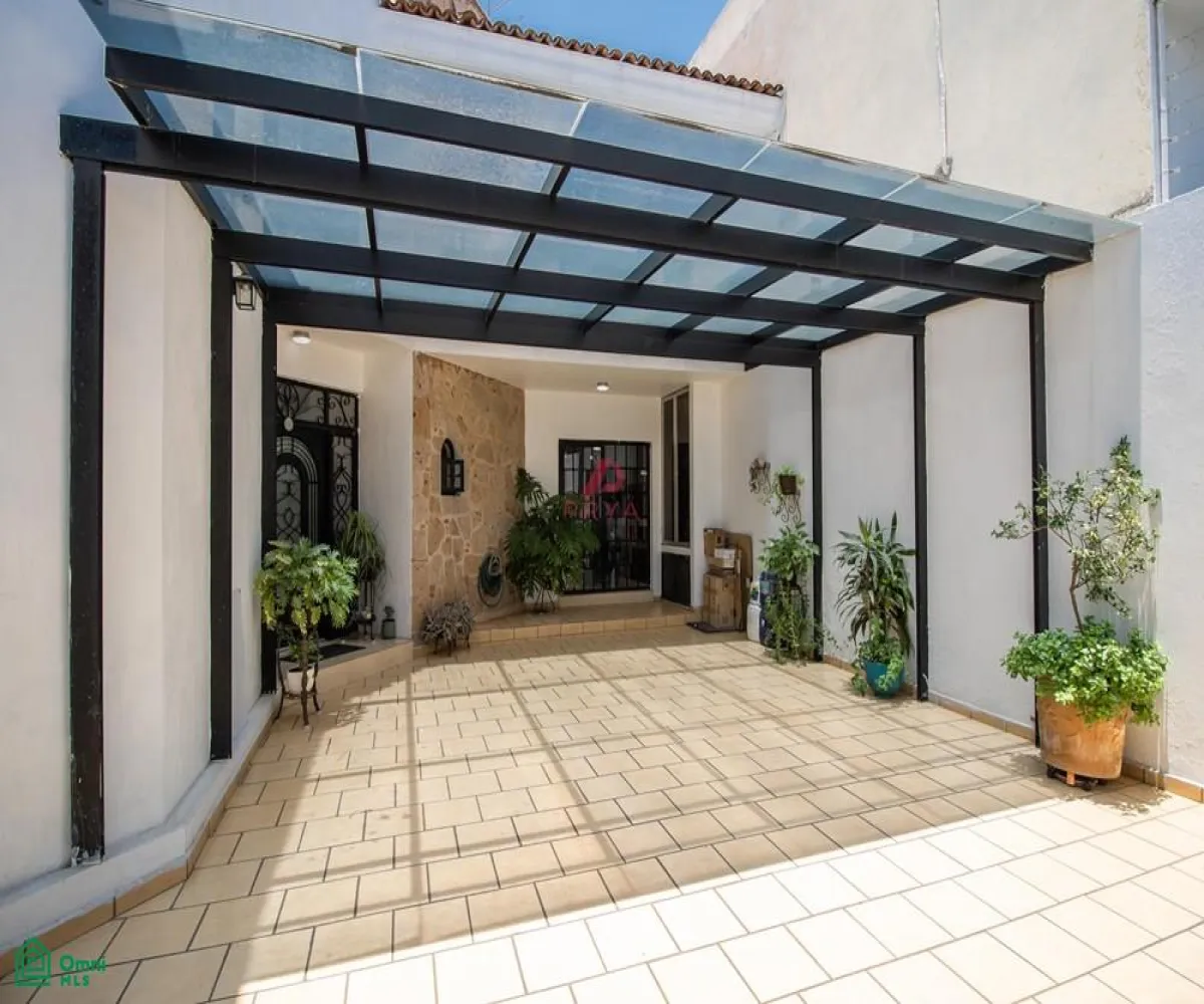 Casa En Venta,Lomas Del Seminario,Federico Chopin 4944, Zapopan, Jalisco 45038, 5 Habitaciones,2 Baños,Federico Chopin,MX24613310