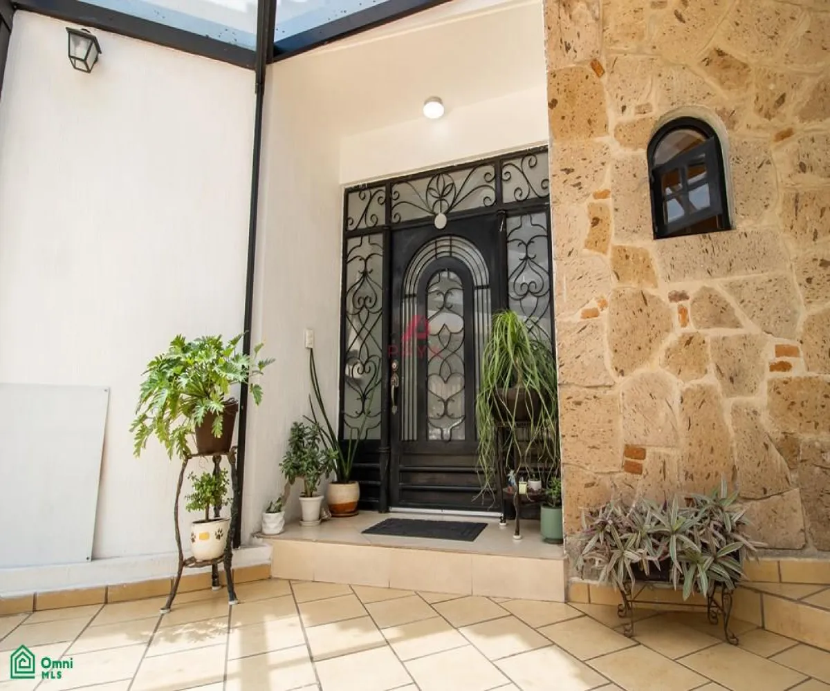 Casa En Venta,Lomas Del Seminario,Federico Chopin 4944, Zapopan, Jalisco 45038, 5 Habitaciones,2 Baños,Federico Chopin,MX24613310