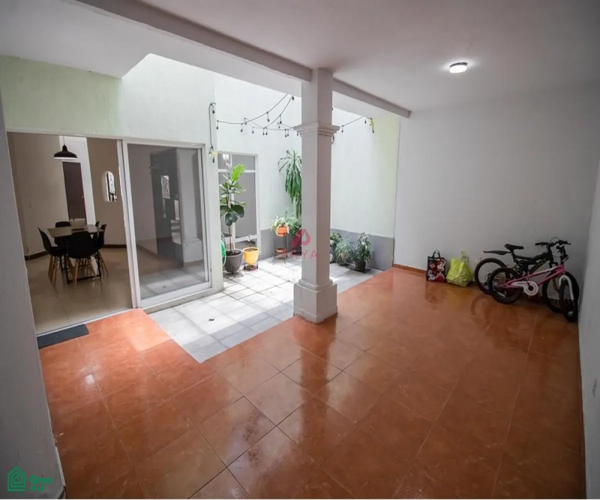 Casa En Venta,Lomas Del Seminario,Federico Chopin 4944, Zapopan, Jalisco 45038, 5 Habitaciones,2 Baños,Federico Chopin,MX24613310