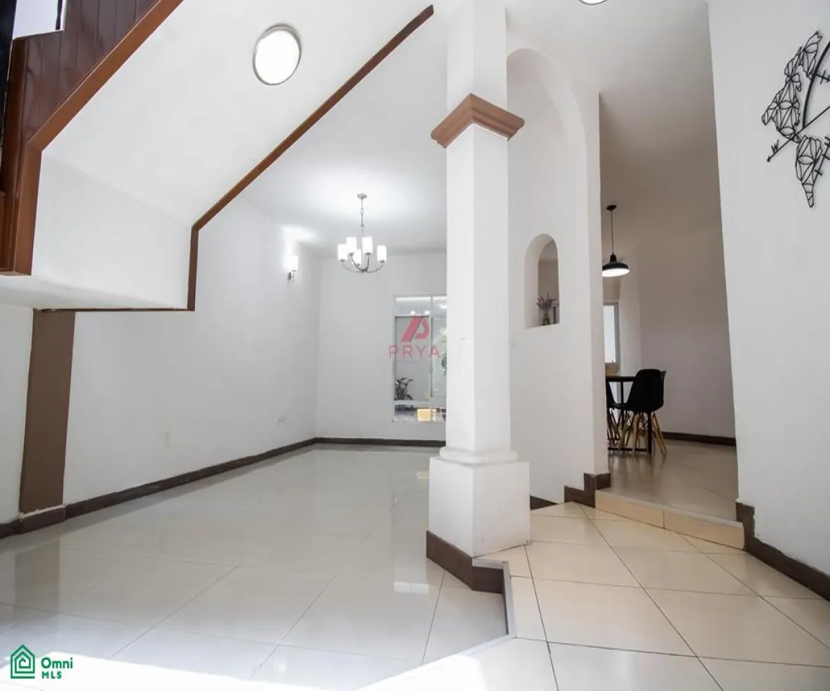 Casa En Venta,Lomas Del Seminario,Federico Chopin 4944, Zapopan, Jalisco 45038, 5 Habitaciones,2 Baños,Federico Chopin,MX24613310