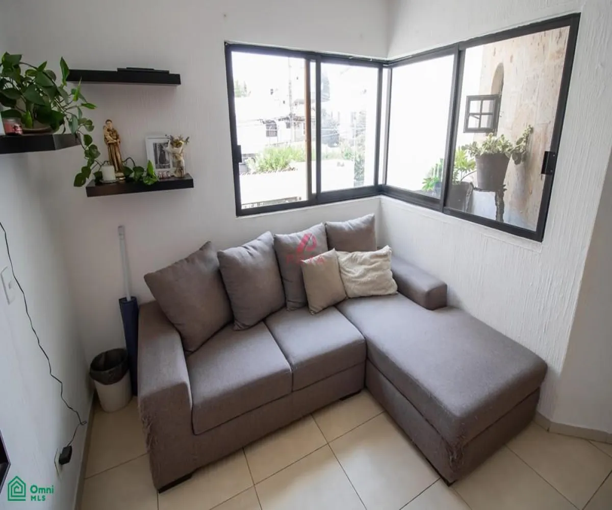 Casa En Venta,Lomas Del Seminario,Federico Chopin 4944, Zapopan, Jalisco 45038, 5 Habitaciones,2 Baños,Federico Chopin,MX24613310