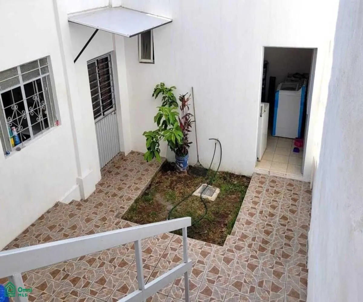 Casa En Venta,Arroyo Hondo,GOMEZ FARIAS 4860, Zapopan, Jalisco 45186,GOMEZ FARIAS,MX25979584