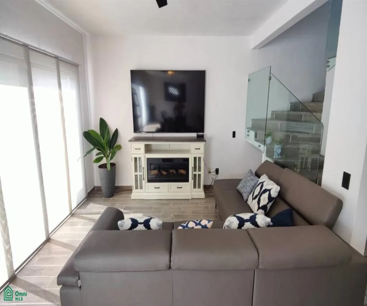 Casa En Renta,Residencial Fluvial Vallarta,Rio Santiago 155, Puerto Vallarta, Jalisco 48312, 2 Habitaciones,1 Baño,Rio Santiago,2,MX25980853