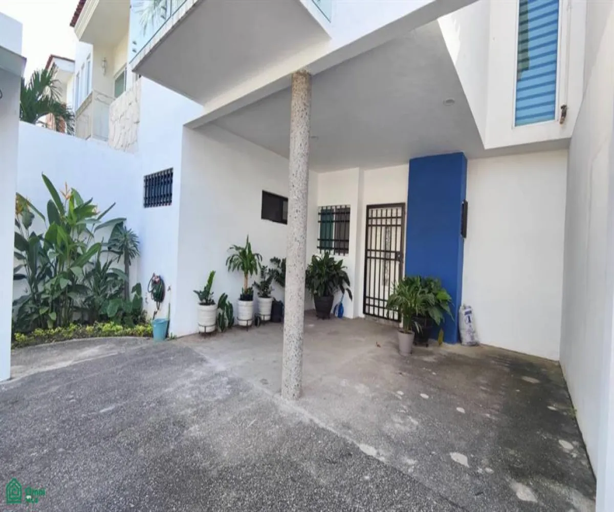 Casa En Renta,Residencial Fluvial Vallarta,Rio Santiago 155, Puerto Vallarta, Jalisco 48312, 2 Habitaciones,1 Baño,Rio Santiago,2,MX25980853