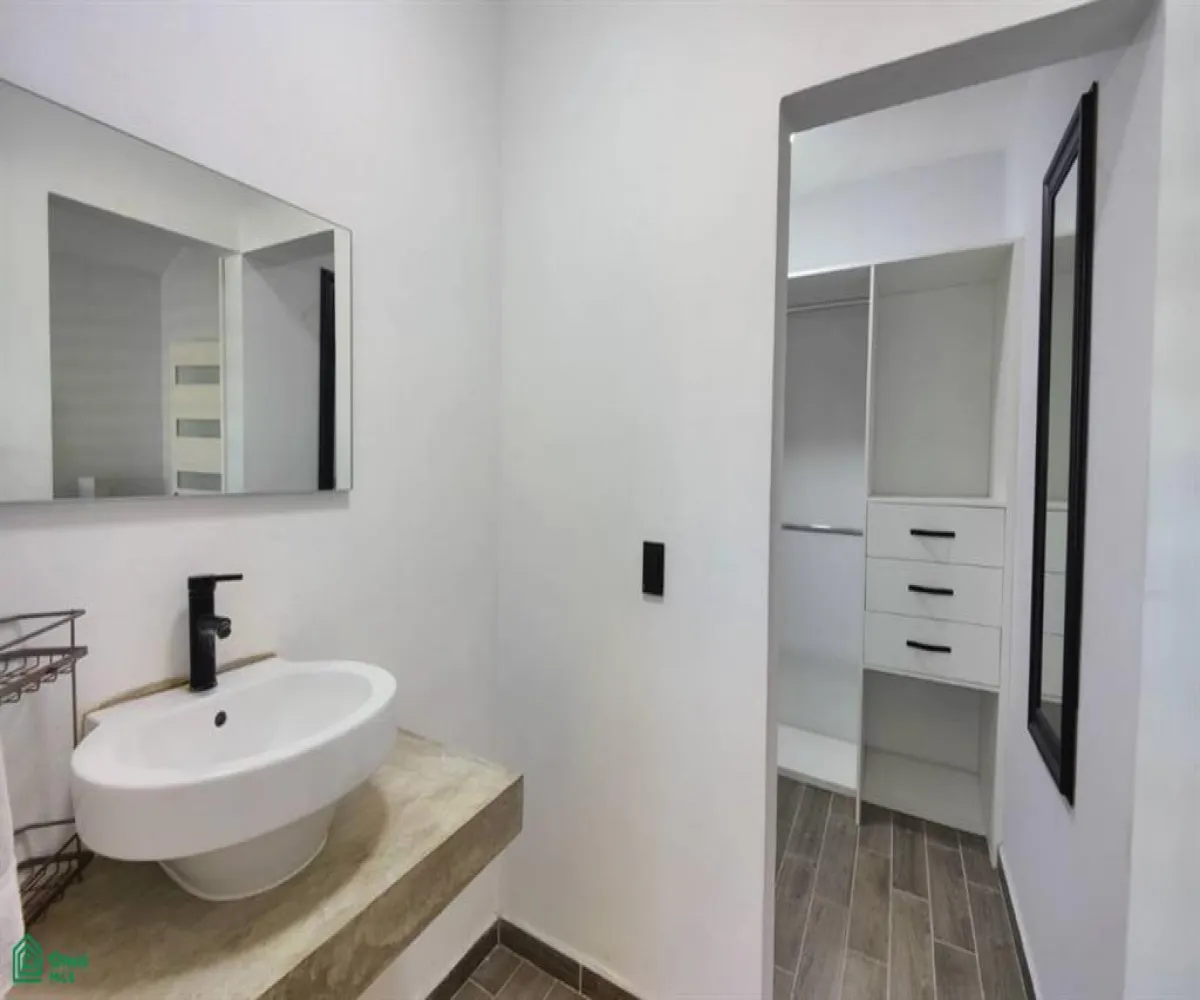 Casa En Renta,Residencial Fluvial Vallarta,Rio Santiago 155, Puerto Vallarta, Jalisco 48312, 2 Habitaciones,1 Baño,Rio Santiago,2,MX25980853