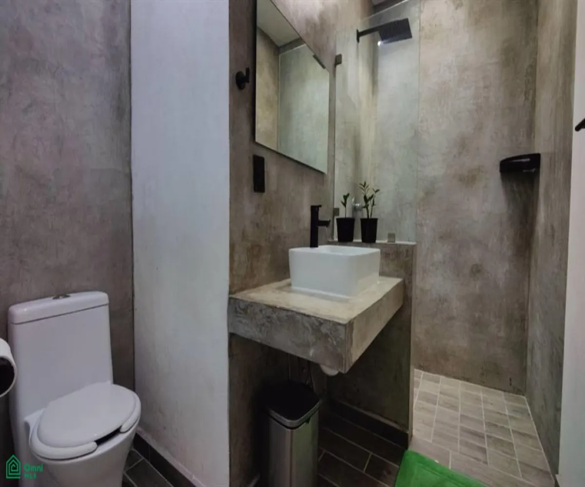 Casa En Renta,Residencial Fluvial Vallarta,Rio Santiago 155, Puerto Vallarta, Jalisco 48312, 2 Habitaciones,1 Baño,Rio Santiago,2,MX25980853