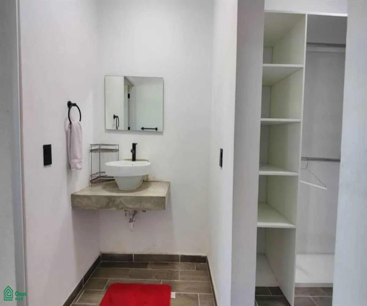 Casa En Renta,Residencial Fluvial Vallarta,Rio Santiago 155, Puerto Vallarta, Jalisco 48312, 2 Habitaciones,1 Baño,Rio Santiago,2,MX25980853