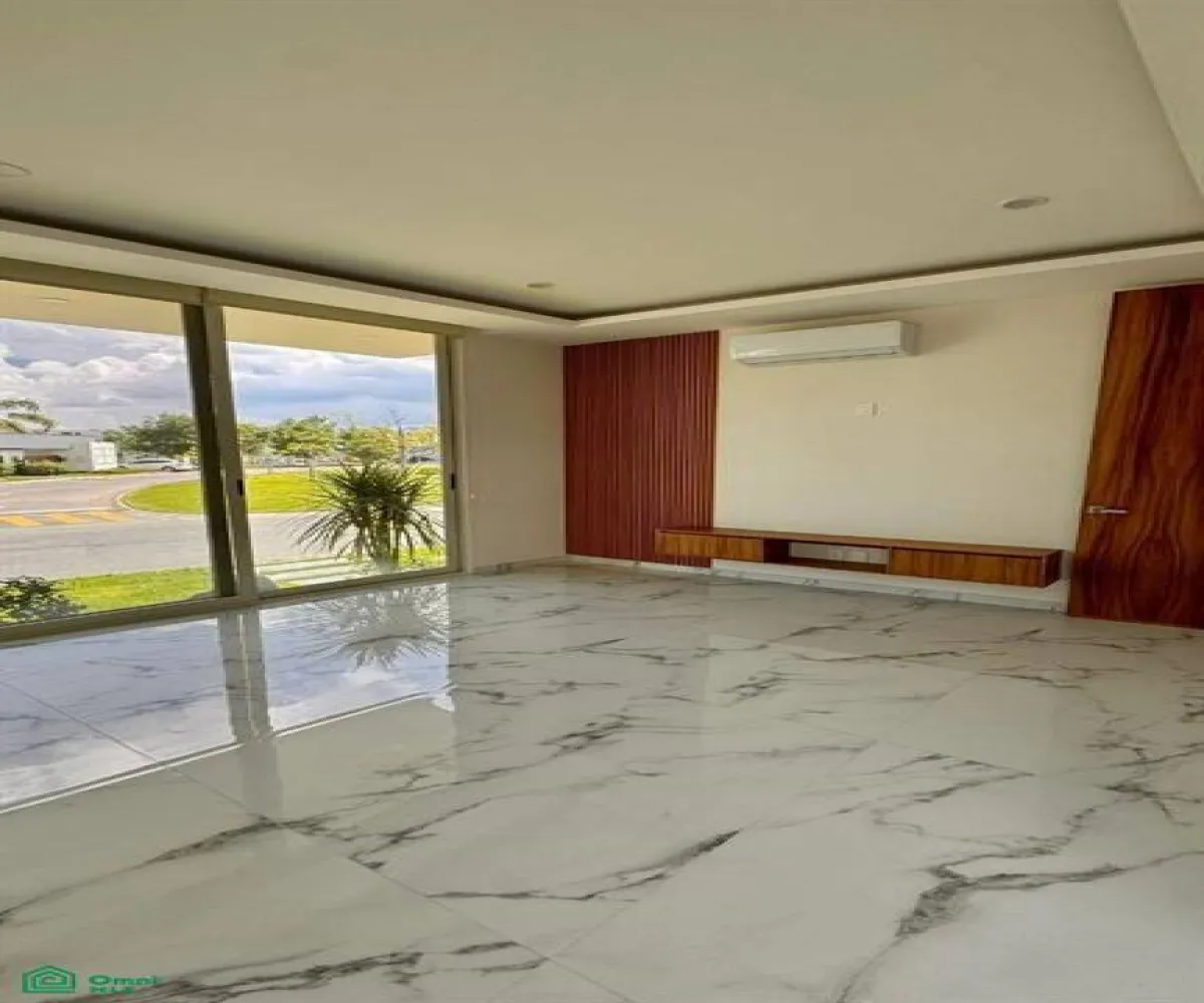 Casa En Venta,San Juan de Ocotán,Fraccionamiento en villa verona D-19, Zapopan, Jalisco 45019, 5 Habitaciones,8 Baños,Fraccionamiento en villa verona,MX25980872