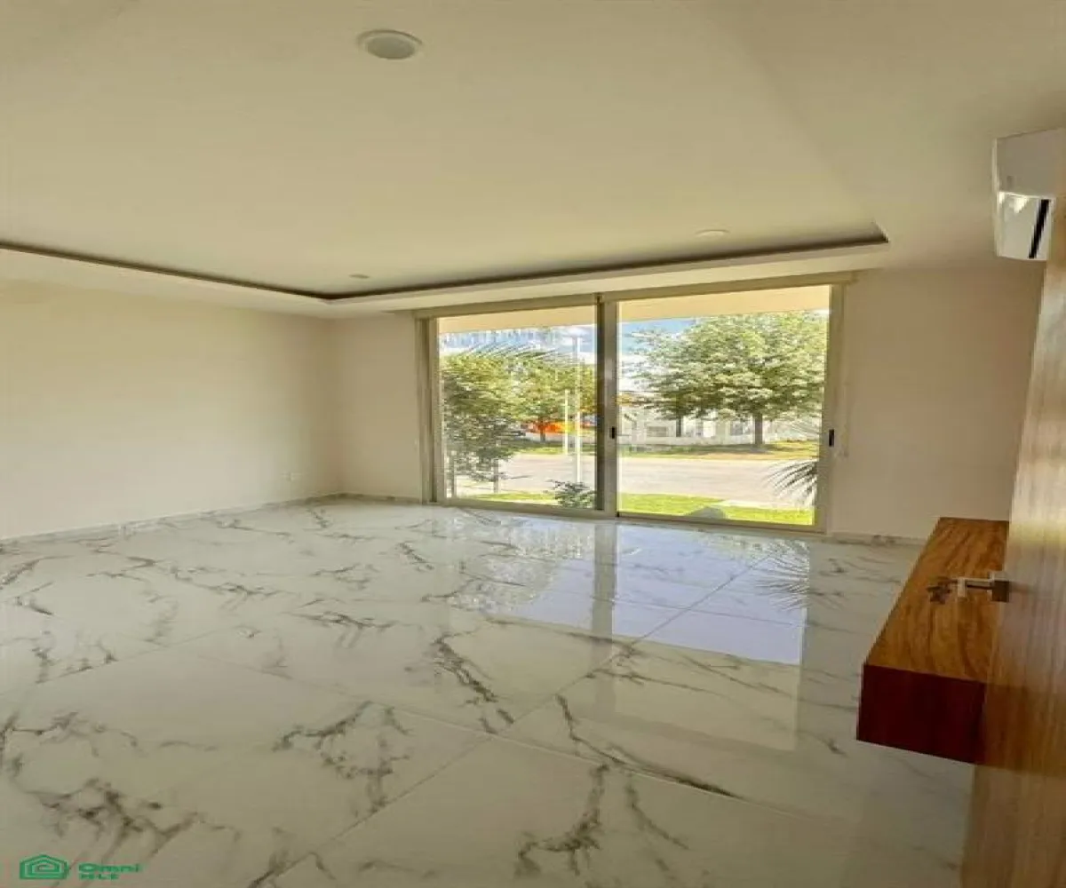 Casa En Venta,San Juan de Ocotán,Fraccionamiento en villa verona D-19, Zapopan, Jalisco 45019, 5 Habitaciones,8 Baños,Fraccionamiento en villa verona,MX25980872