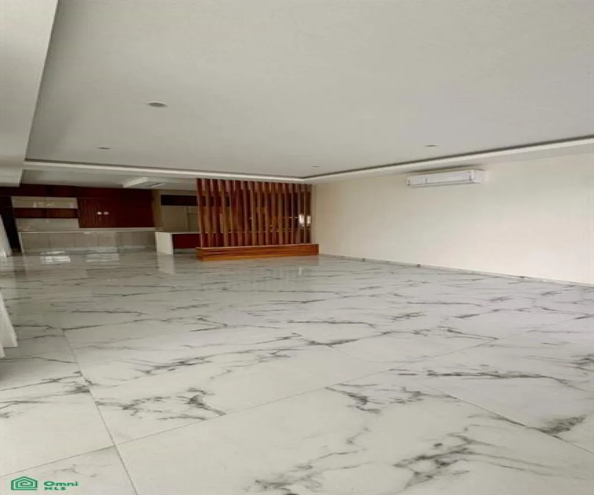 Casa En Venta,San Juan de Ocotán,Fraccionamiento en villa verona D-19, Zapopan, Jalisco 45019, 5 Habitaciones,8 Baños,Fraccionamiento en villa verona,MX25980872