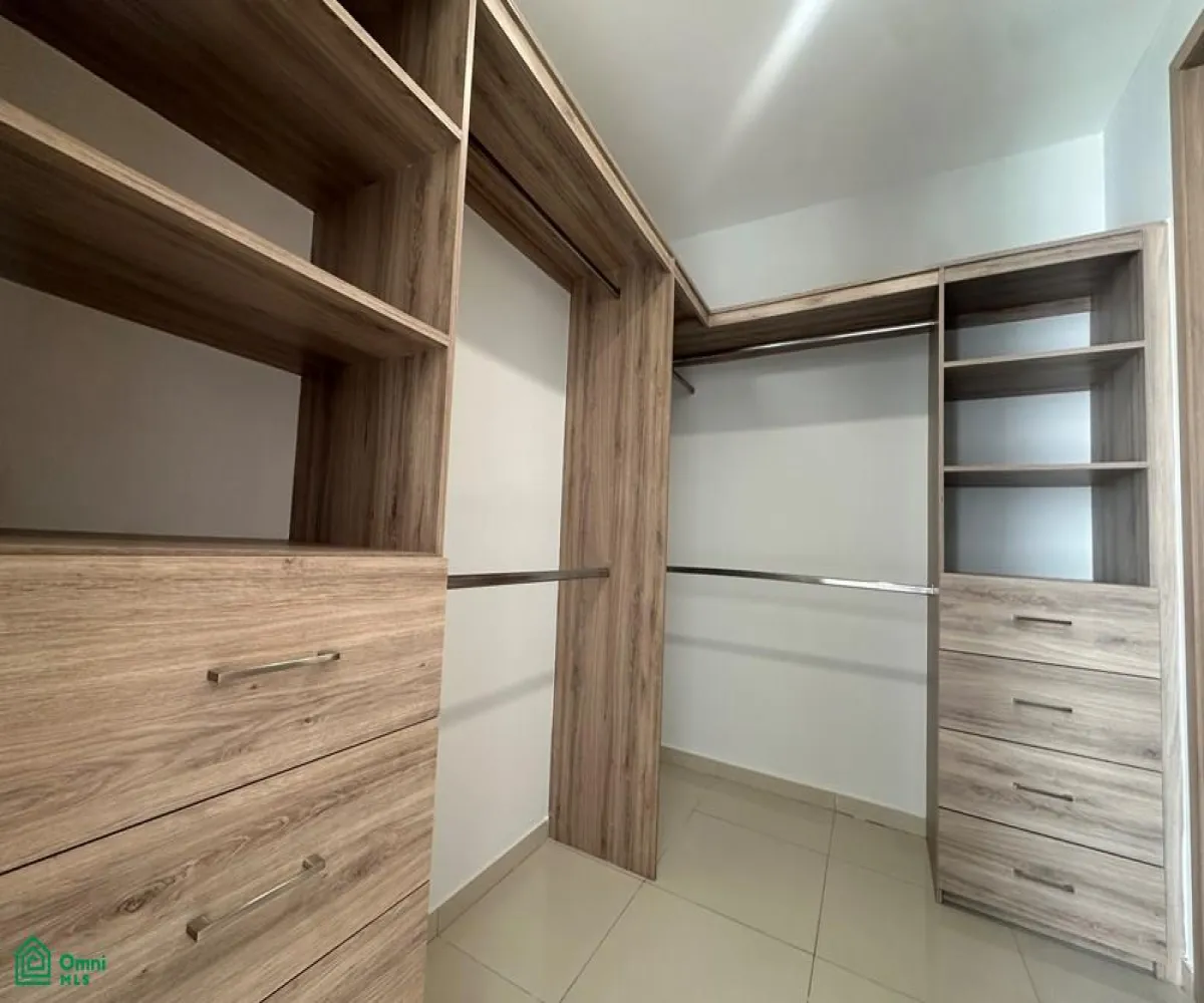 Casa En Venta,Punto Sur,Av Alameda Punto Sur 6333, Tlajomulco de Zuniga, Jalisco 45645, 4 Habitaciones,3 Baños,Av Alameda Punto Sur,3,MX25980983