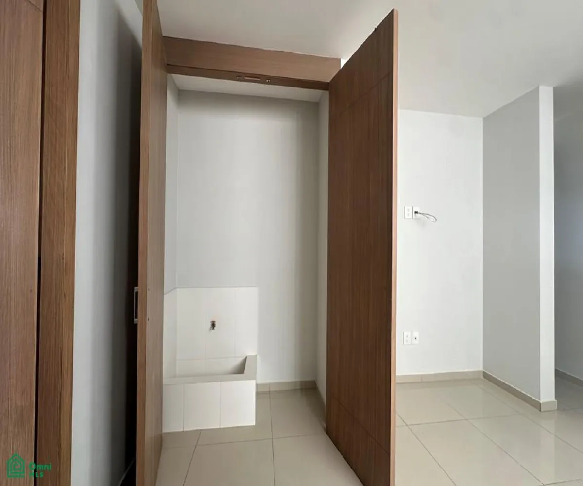 Casa En Venta,Punto Sur,Av Alameda Punto Sur 6333, Tlajomulco de Zuniga, Jalisco 45645, 4 Habitaciones,3 Baños,Av Alameda Punto Sur,3,MX25980983