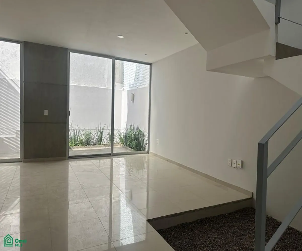 Casa En Venta,Punto Sur,Av Alameda Punto Sur 6333, Tlajomulco de Zuniga, Jalisco 45645, 4 Habitaciones,3 Baños,Av Alameda Punto Sur,3,MX25980983