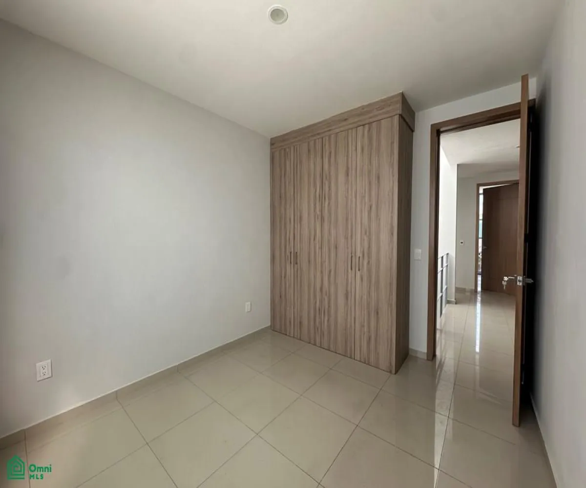 Casa En Venta,Punto Sur,Av Alameda Punto Sur 6333, Tlajomulco de Zuniga, Jalisco 45645, 4 Habitaciones,3 Baños,Av Alameda Punto Sur,3,MX25980983