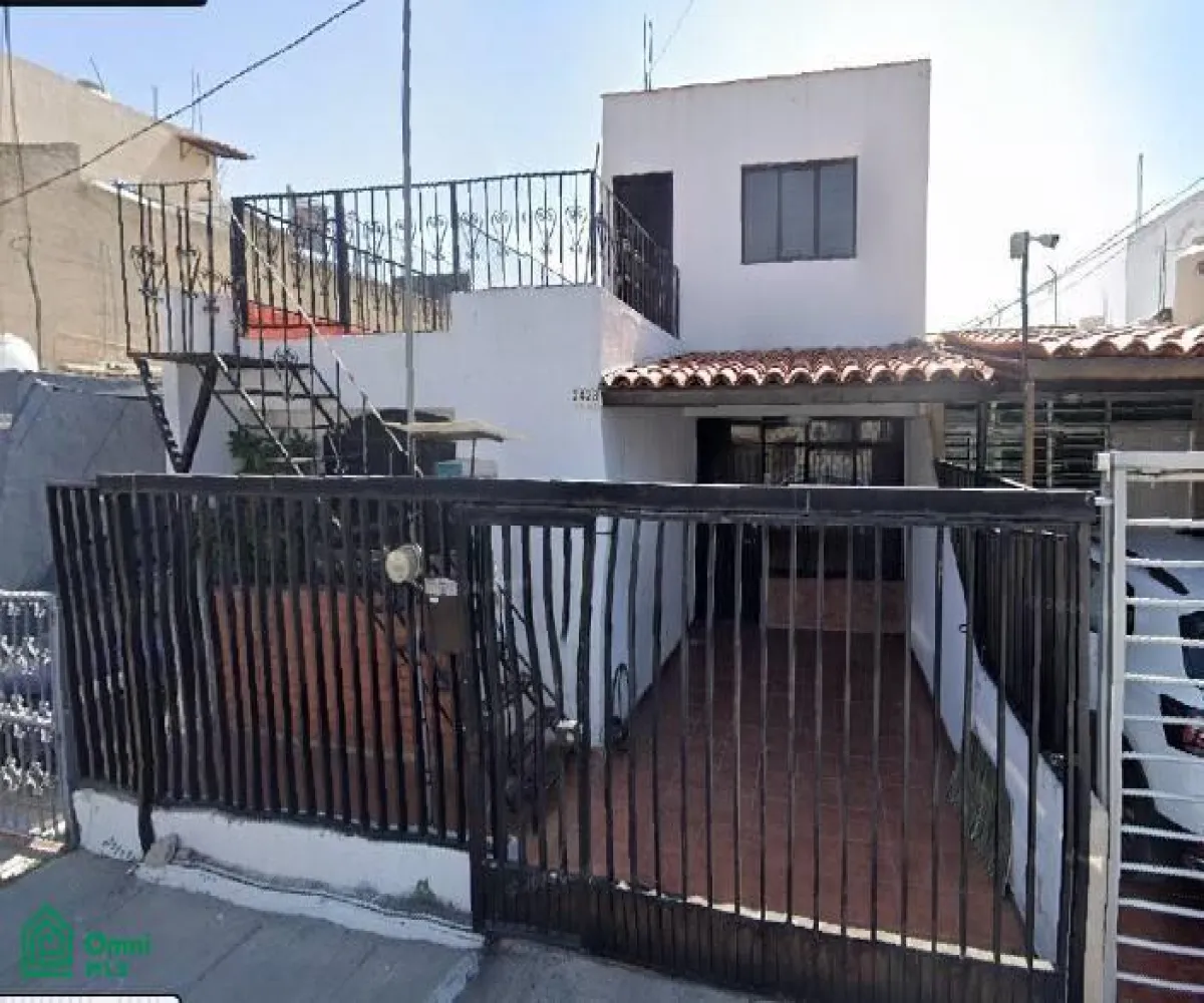 Casa En Venta,Santa Elena Estadio,Cuenca 2428, Guadalajara, Jalisco 44230, 4 Habitaciones,2 Baños,Cuenca,2,MX25981940