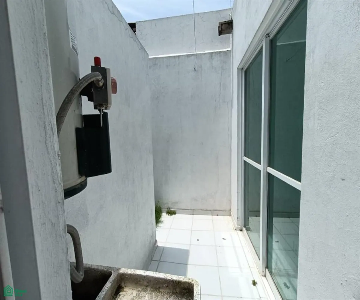 Casa En Venta,Misión Capistrano,Lago Real (Fraccionamiento Lago Real) 52, Zapopan, Jalisco 45200, 3 Habitaciones,2 Baños,Lago Real (Fraccionamiento Lago Real),2,MX25982094