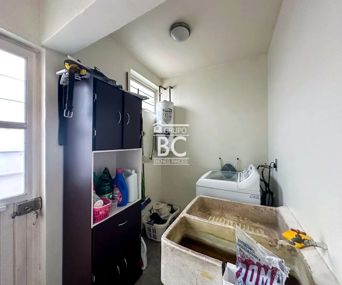 Casa En Venta,Arboledas del sur,Calle Ciclamor 4437, Guadalajara, Jalisco 44980, 3 Habitaciones,3 Baños,Calle Ciclamor,3,pJsCfKm