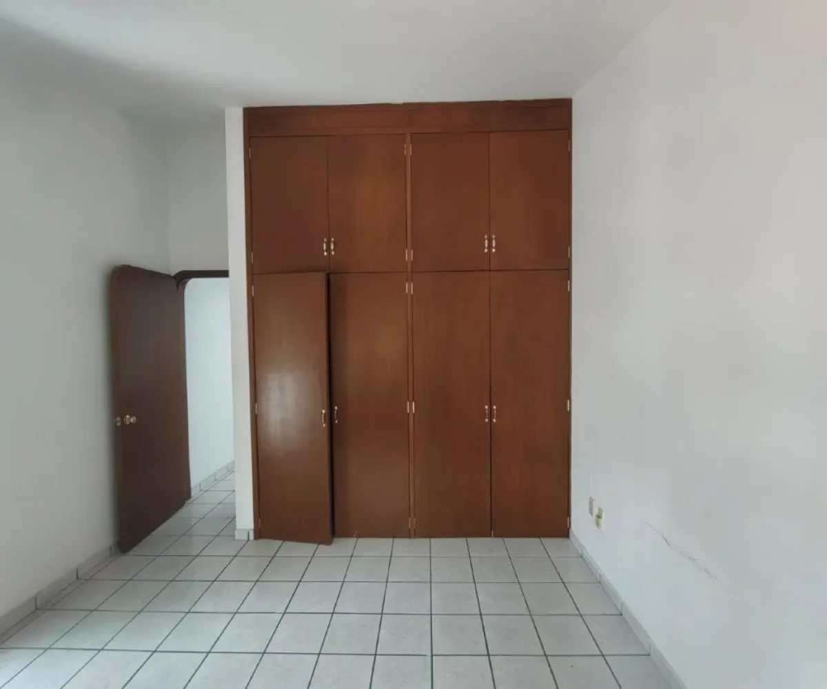 Casa En Venta,Ciudad Bugambilias,Remanso de Los Conejos Sur 3122, Zapopan, Jalisco 45237, 3 Habitaciones,3 Baños,Remanso de Los Conejos Sur,1,pXp7ZfE