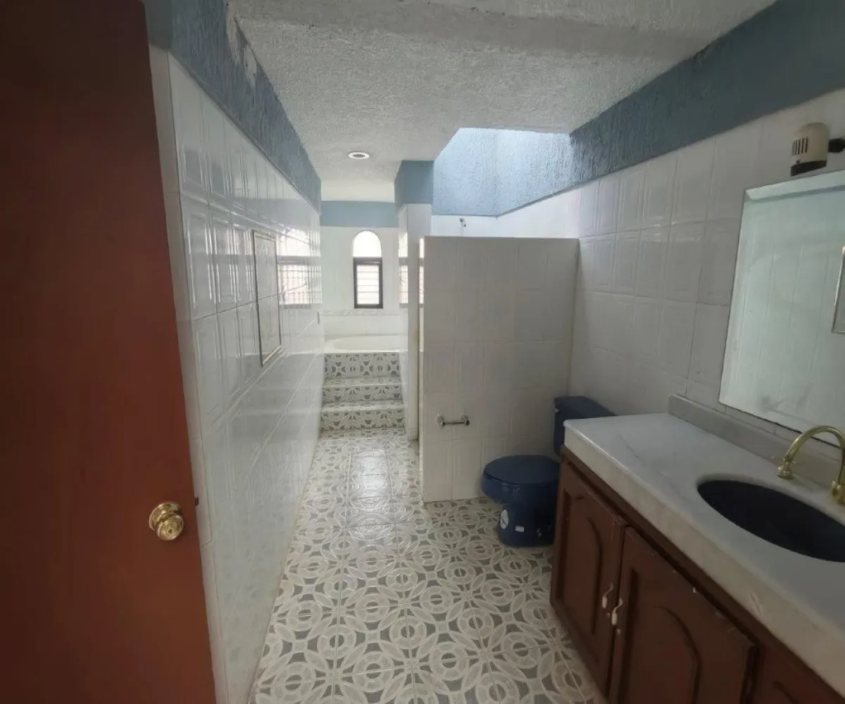 Casa En Venta,Ciudad Bugambilias,Remanso de Los Conejos Sur 3122, Zapopan, Jalisco 45237, 3 Habitaciones,3 Baños,Remanso de Los Conejos Sur,1,pXp7ZfE