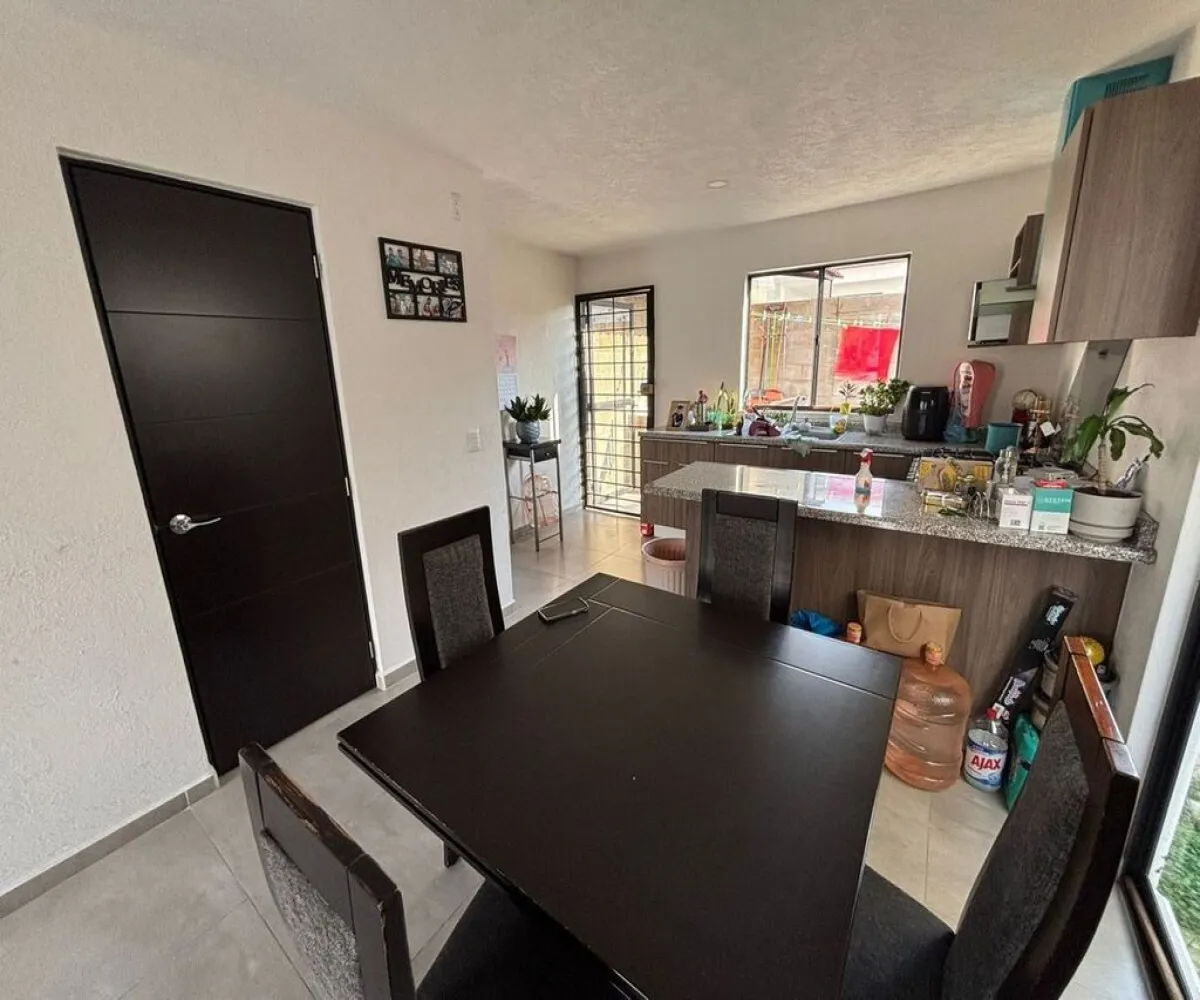 Casa En Venta,Altara 2,Avenida Altara 1, Tlajomulco de Zúñiga, Jalisco 45645, 2 Habitaciones,1 Baño,Avenida Altara,2,ptSCrDd