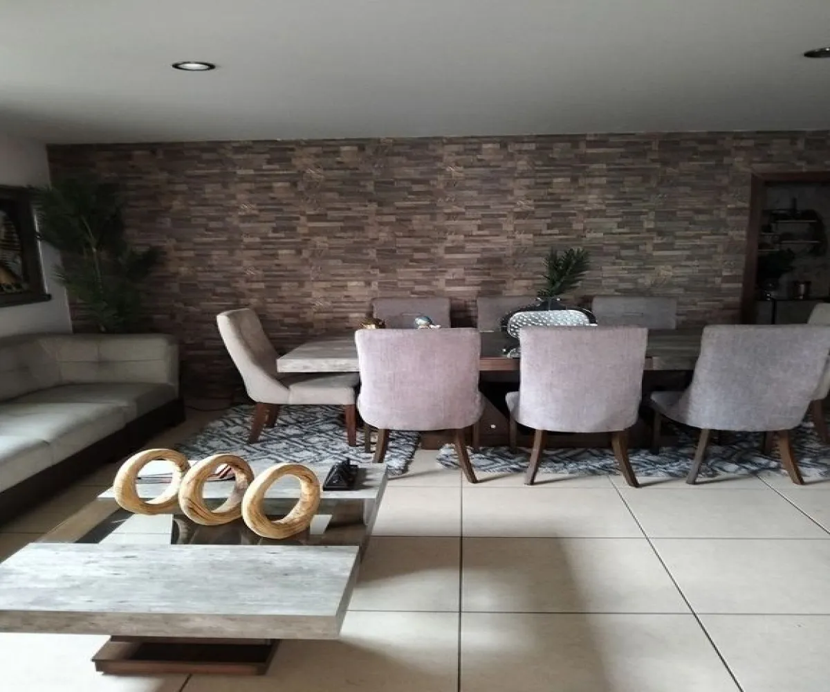 Casa En Venta,Residecial del Valle,Vicente Guerrero 78, Zapopan, Jalisco 45190, 4 Habitaciones,3 Baños,Vicente Guerrero,1,pVVcVvj