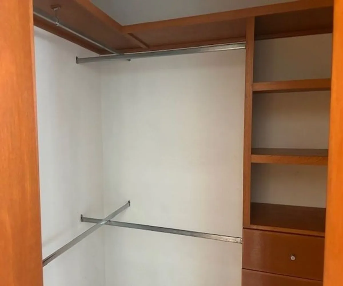 Casa En Venta,Parques del Bosque,Salvador Bahía 2862 24, San Pedro Tlaquepaque, Jalisco 45609, 3 Habitaciones,2 Baños,Salvador Bahía,1,pIPMO9n