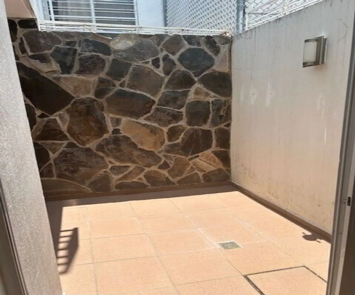 Casa En Venta,Parques del Bosque,Salvador Bahía 2862 24, San Pedro Tlaquepaque, Jalisco 45609, 3 Habitaciones,2 Baños,Salvador Bahía,1,pIPMO9n
