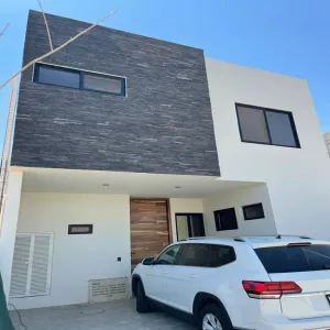 Casa En Venta,Solares Residencial,Paseo Solares 2132 32, Zapopan, Jalisco 45134, 3 Habitaciones,4 Baños,Paseo Solares,2,ppGoEby