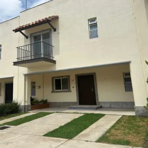 Casa En Venta,Alta California S/N, Tlajomulco de Zúñiga, Jalisco 45645, 3 Habitaciones,2 Baños,Alta California,1,pfLW1Gf