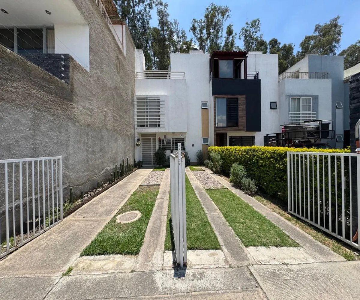 Casa En Venta,Hacienda Las Palomas,Avenida San Mateo 2003, Zapopan, Jalisco 45200, 3 Habitaciones,3 Baños,Avenida San Mateo,3,pBr4FuI